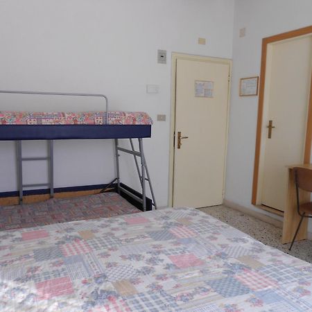 Hotel Laguna Blu Rímini Habitación foto