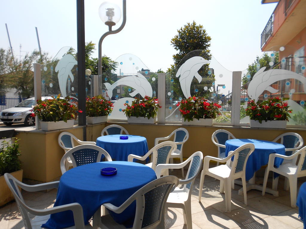 Hotel Laguna Blu Rímini Exterior foto